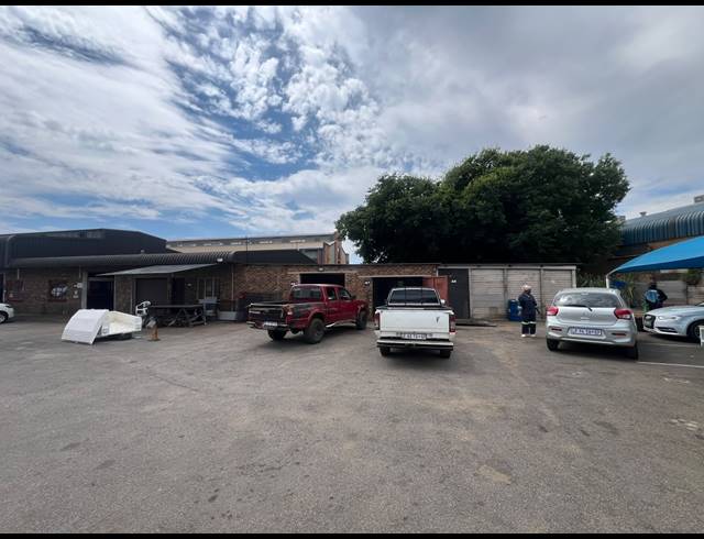85M² WAREHOUSE TO LET IN HENNOPSPARK